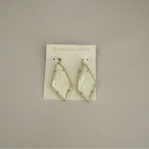 Kendra Scott Ivory Mother of Pearl and Gold Emilia Earrings